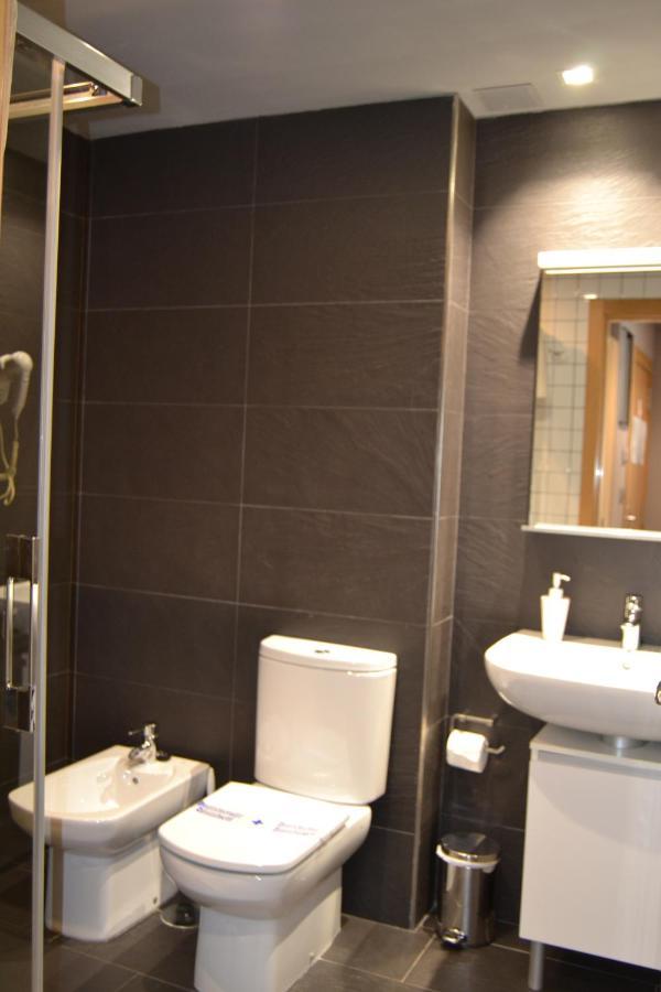 Apartamentos Spa Cueto Onís Exteriör bild