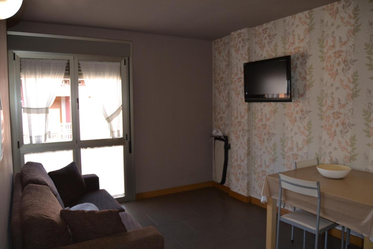 Apartamentos Spa Cueto Onís Exteriör bild