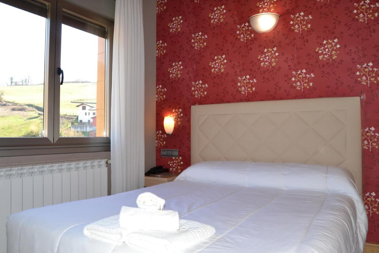 Apartamentos Spa Cueto Onís Exteriör bild