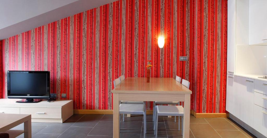 Apartamentos Spa Cueto Onís Rum bild