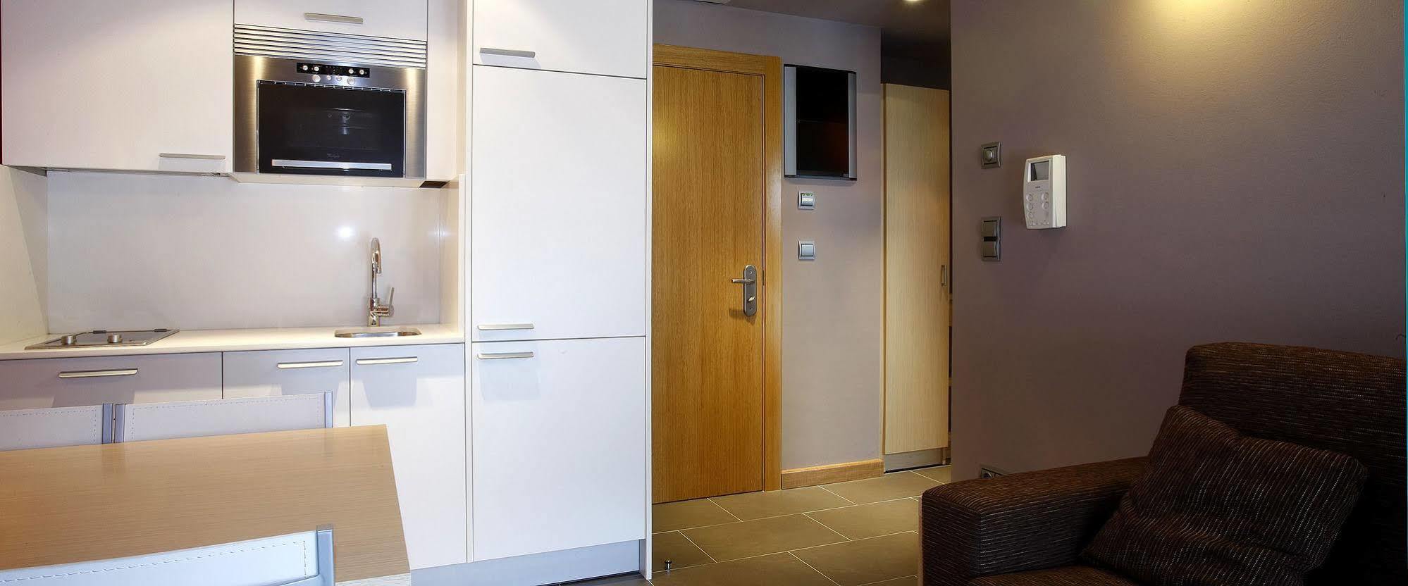 Apartamentos Spa Cueto Onís Exteriör bild